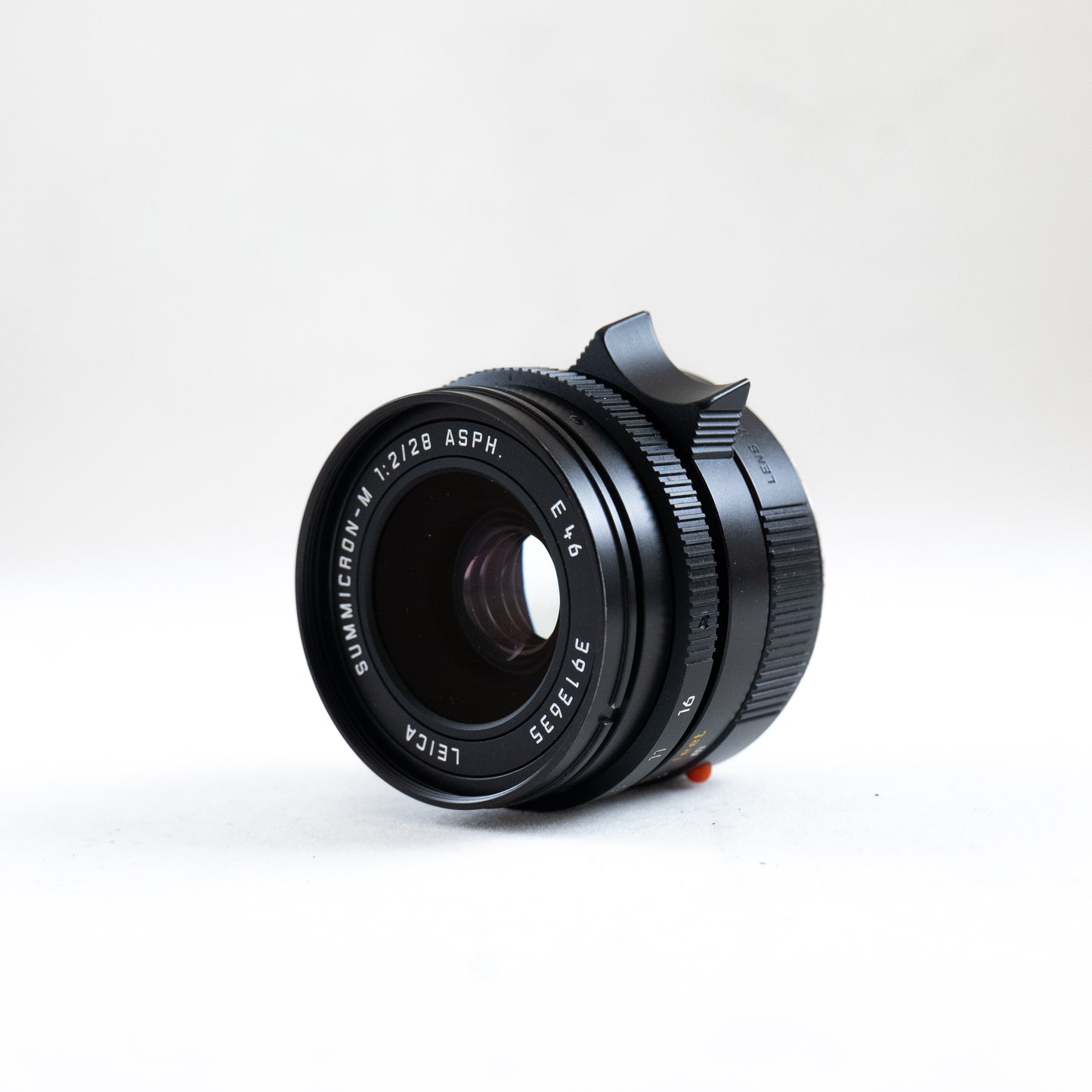 Pre-Owned Leica 28mm f2 Summicron-M ASPH. #3913635