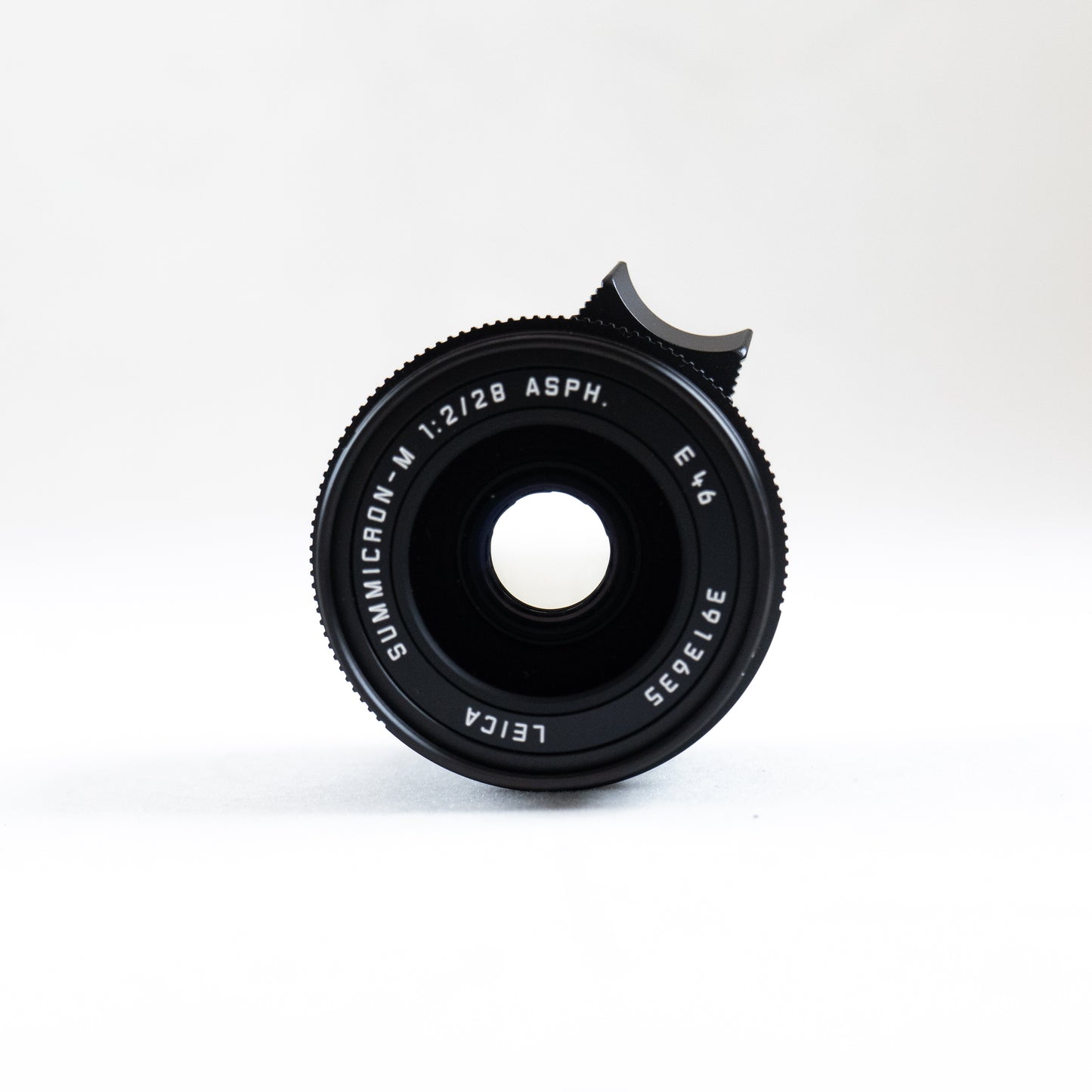 Pre-Owned Leica 28mm f2 Summicron-M ASPH. #3913635