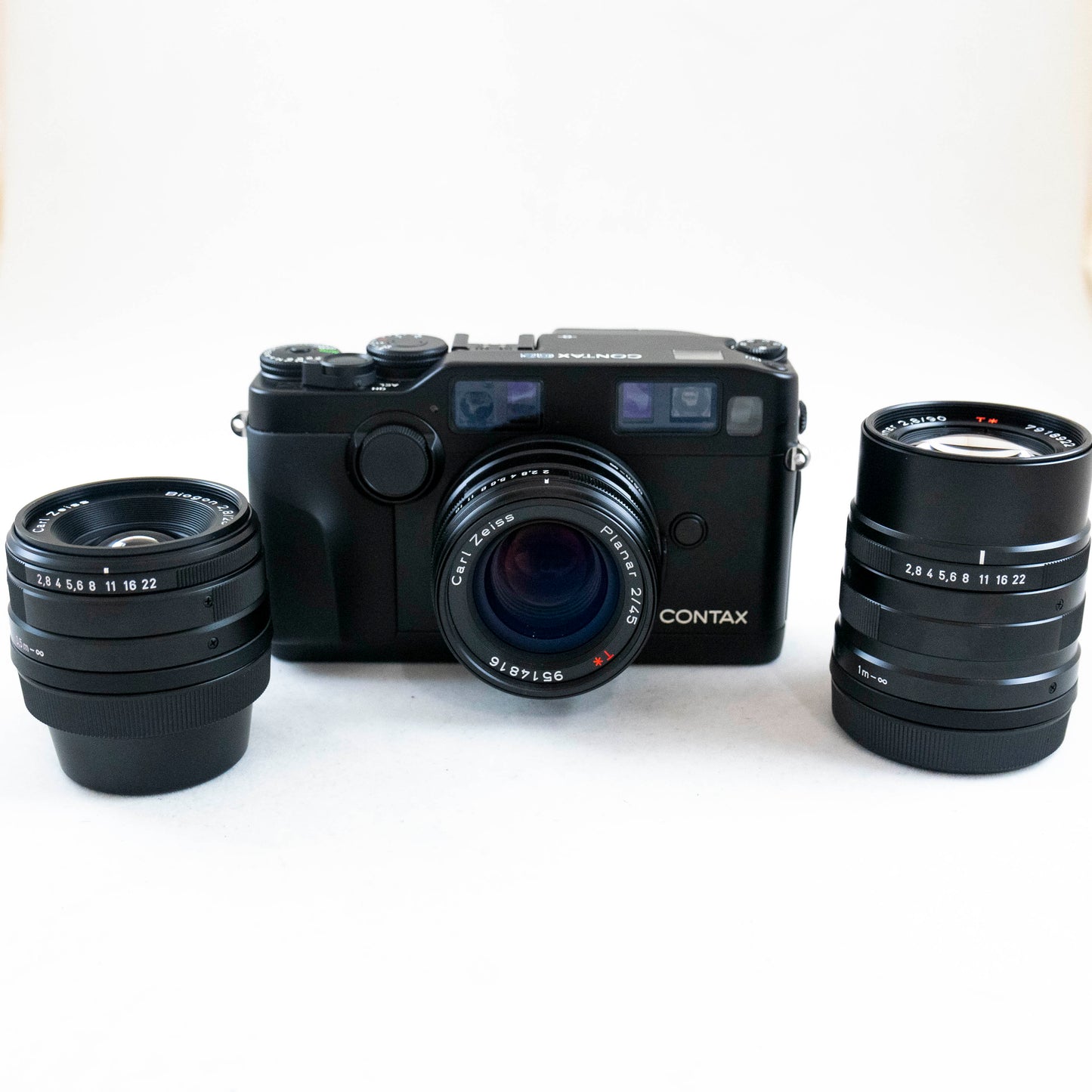 Pre-Owned Contax G2 28-45-90mm Kit Black