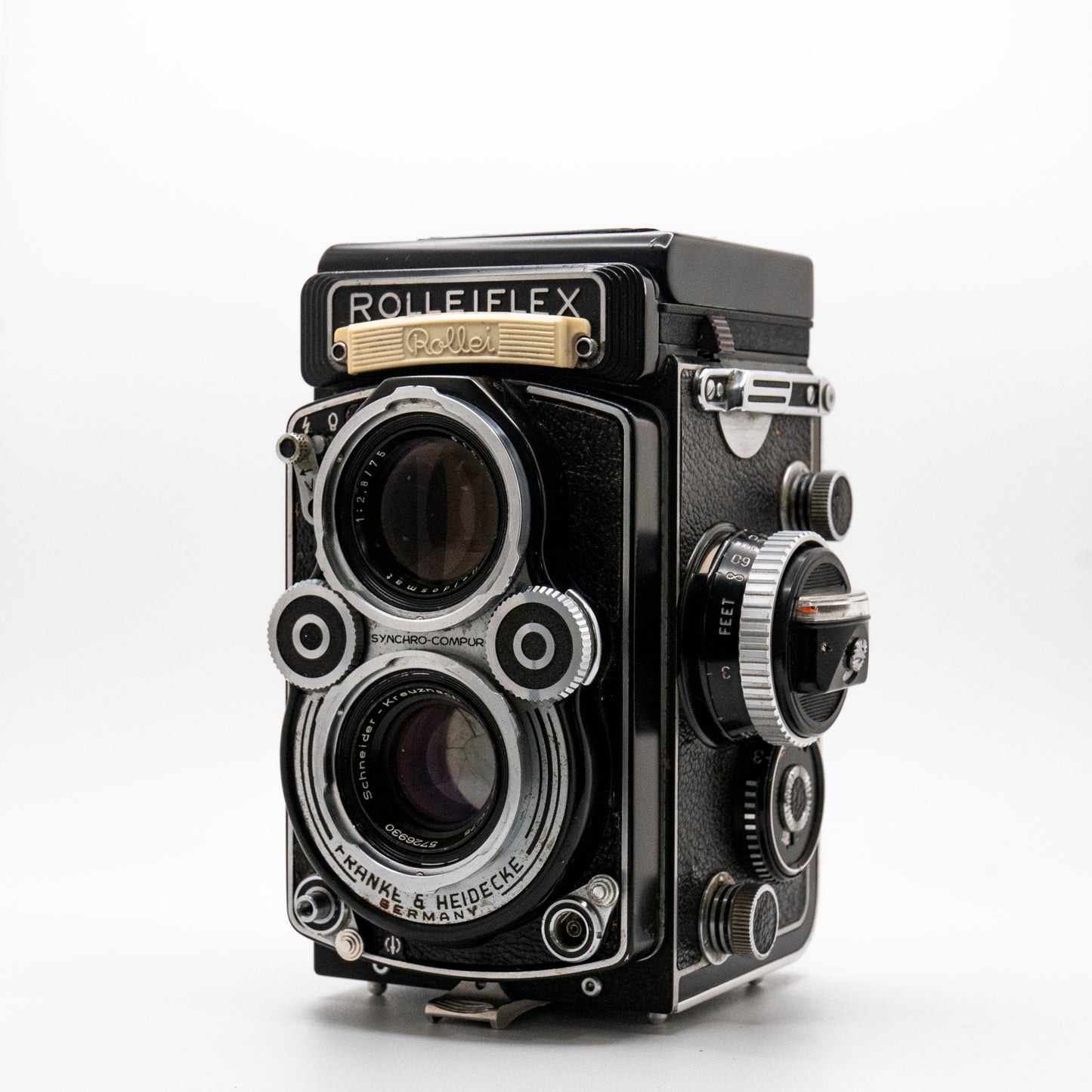 Pre-Owned Rolleiflex TLR with Schneider 75mm f/3.5 Lens #2200548