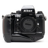 Pre-Owned Nikon F4S Body #2545524