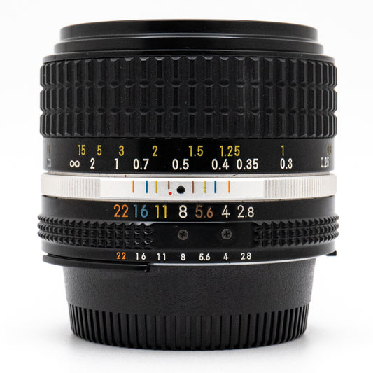 Pre-Owned Nikon 28mm f2.8 Lens #699160