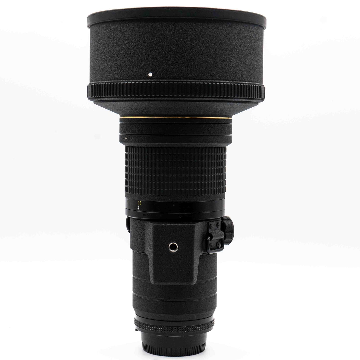 Pre-Owned Nikon ED 300 f2.8 Telephoto Lens #612162