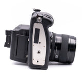 Pre-Owned Contax 645 + 80mm f2 Planar Lens